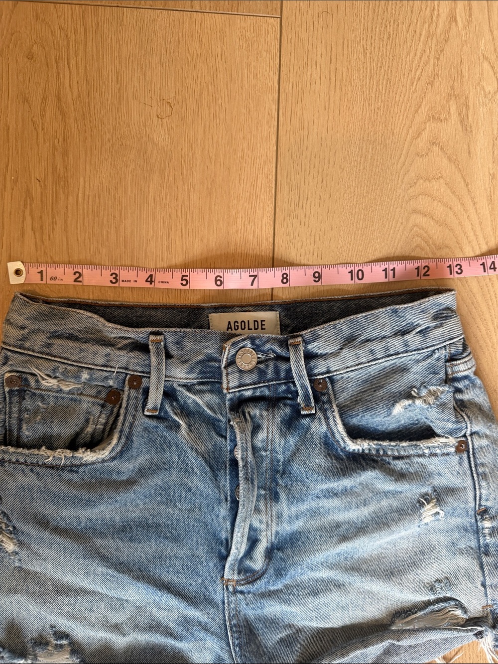 Agolde high rise medium Blue Jaden Distressed Denim Cutoff Shorts size 25 - Picture 9 of 16